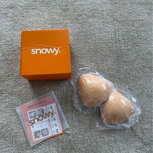 Snowy Sticky push up bra